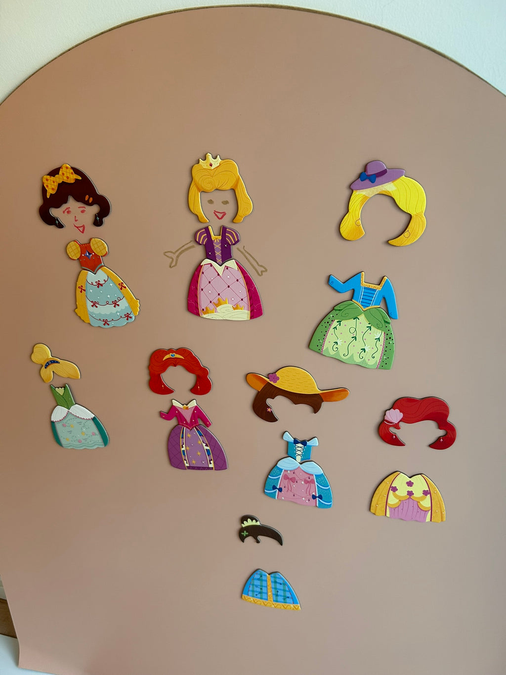 22 aimants pour costumes de princesse